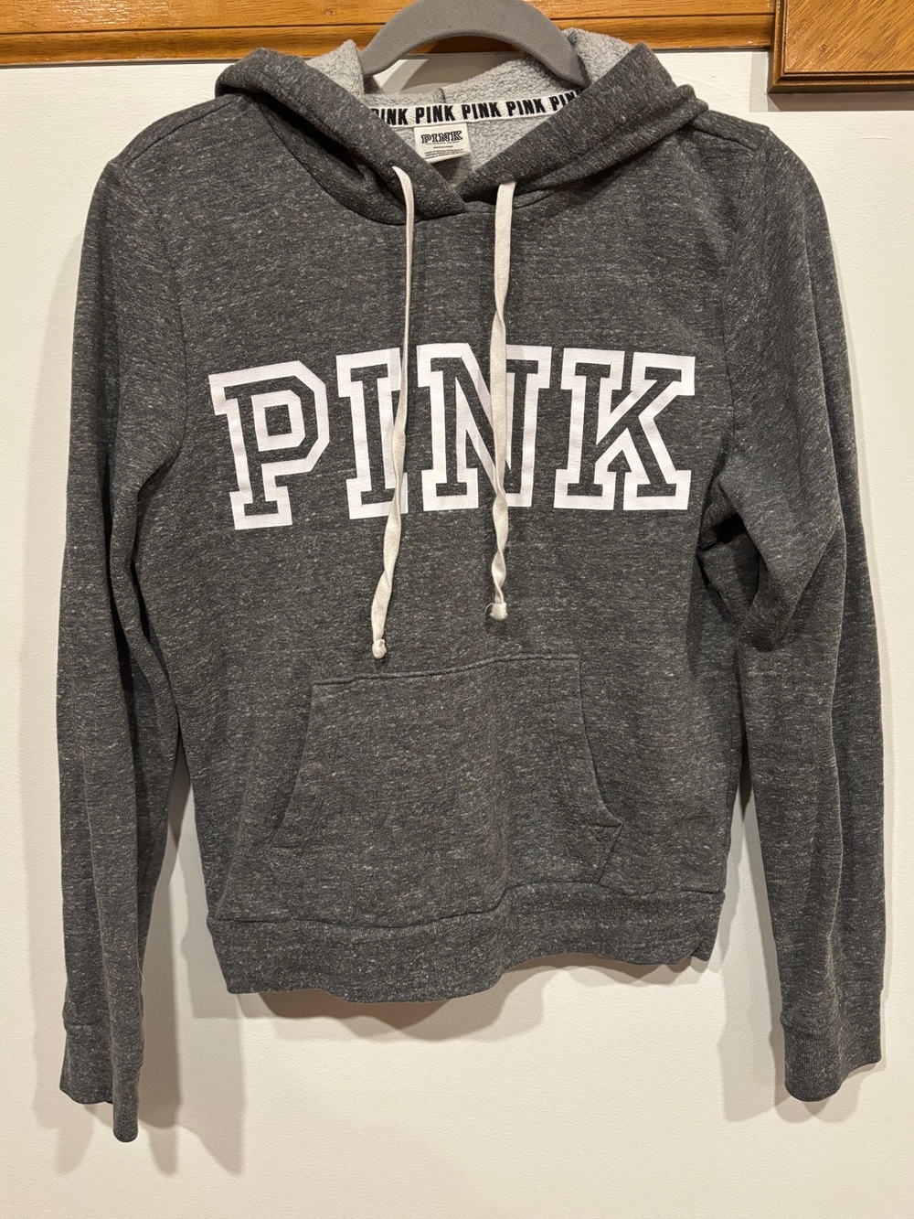 PINK Victoria's Secret Gray Logo Hoodie - Size Medium